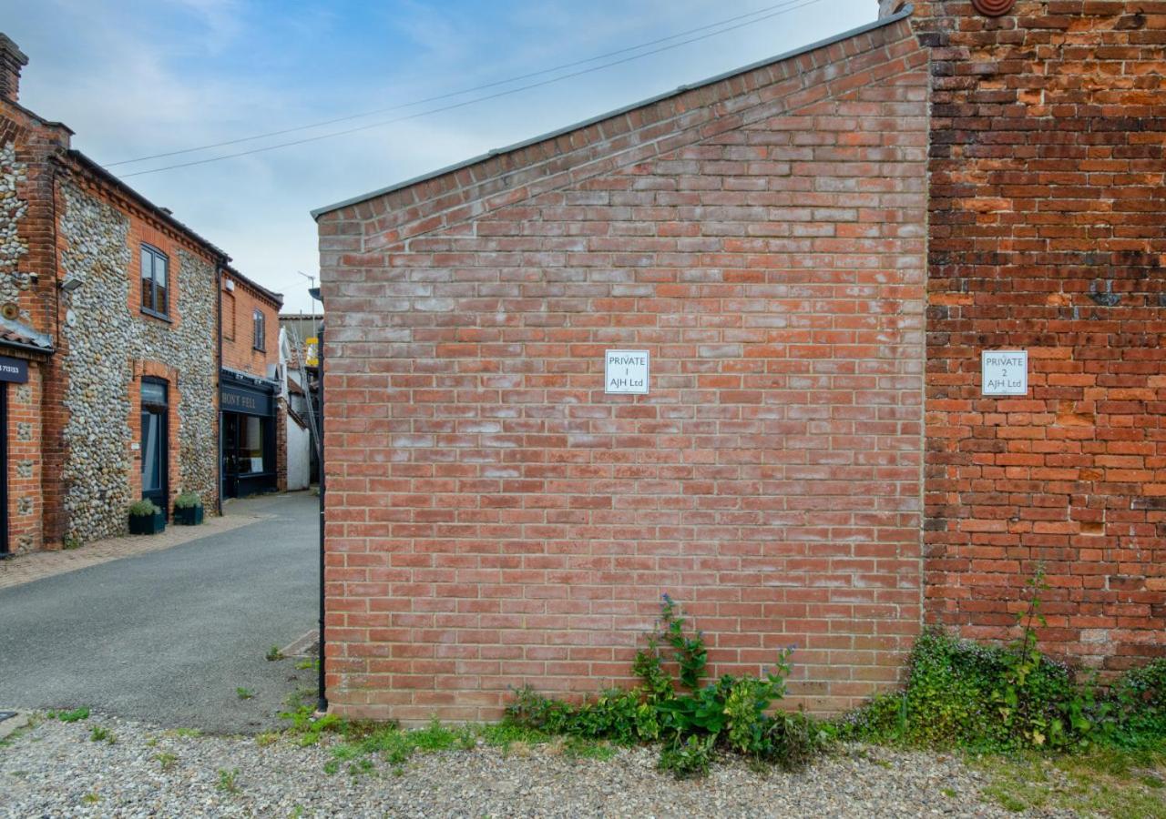 Owls Nest Apartment Holt  Exterior photo